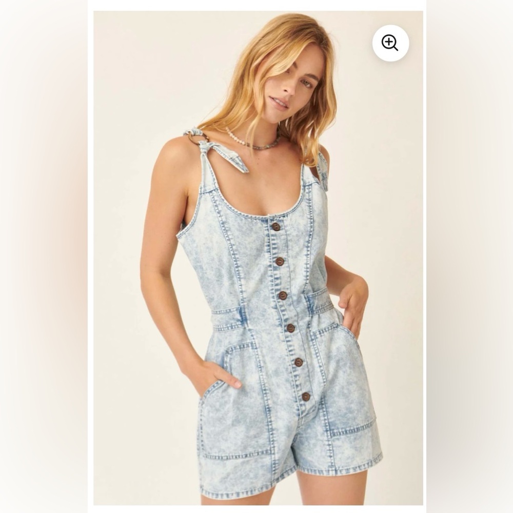 NWT Promesa Acid Wash Denim Buttoned Romper